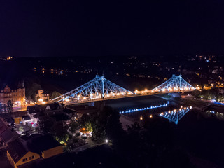 Blaues Wunder Dresden - Brücke mit Elbe bei Nacht, andere Seite