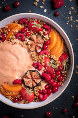 Smoothie fruits rouges et abricots