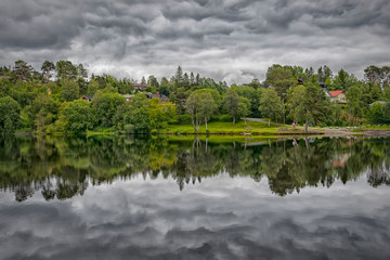 Fototapeta na wymiar Trondheim Lakeside Reflection