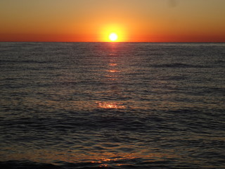 Obraz premium Sunrise over sea