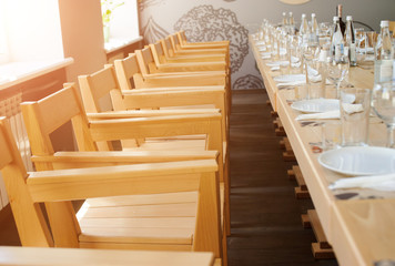empty table served in restaurant