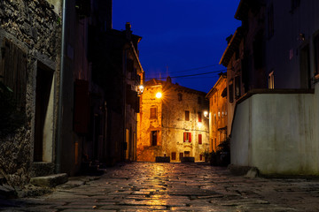 Obraz premium View of typical istrian alley in Valle - Bale, Croatia