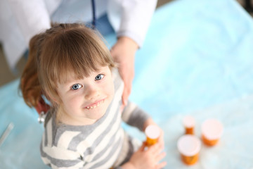 Fototapeta premium Smiling kid in hospital