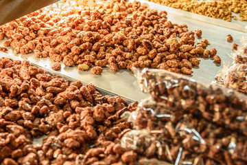 almonds caramelized in a fair store