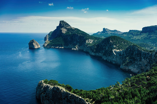 Sunny scenic ocean and cliff view, Cap de Formentor, Mallorca, Balearic Islands, Spain