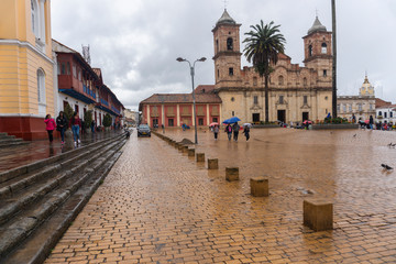Naklejka premium Un dia nublado en Zipaquira