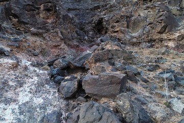 walking between ravines and old house