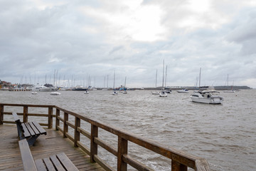 Obraz premium wooden pier in Punta del Este, a must to visit the peninsula