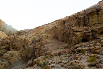 Fototapeta na wymiar mountains and rock formations in the sinai desert 