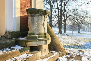 Fototapeta premium KALWARIA-ZEBRZYDOWSKA, POLAND - FEBRUARY 11, 2019: Chapels of Way of Cross, architectural and park landscape complex