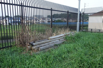 材木とフェンス