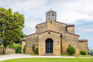 Fototapeta na wymiar View at the Church of San Julian de los Prados in Oviedo - Spain