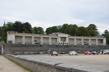 ESPLANADE et Stade des jeux DE LA CITADELLE A NAMUR