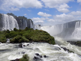 Igazu falls Argentina Brazil