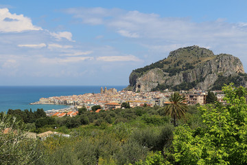 Fototapeta na wymiar View at Cefalu at the base of 270m high limestone rock, Sicily