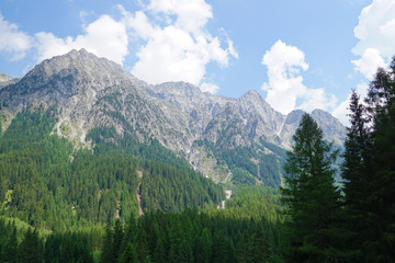 Fototapeta premium piękne jezioro Antholz, Południowy Tyrol, Włochy