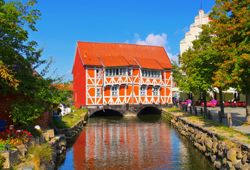 Fototapete bei efototapeten.de bestellen   