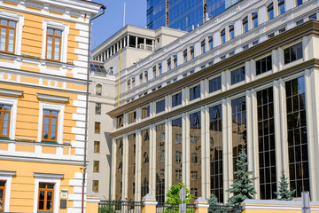 Fototapeta premium Modern beautiful office building in Kiev