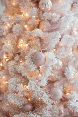 Obraz na płótnie Canvas pink Christmas tree with pink decorations
