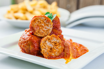 Tomato sauce meatballs