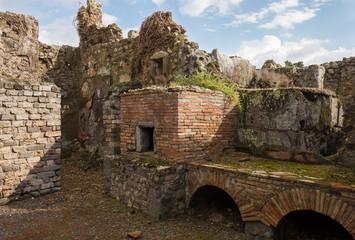 Fototapeta premium Picturesque ruins of the ancient city of Pompeii