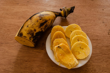 Cut Unripe Plantain And Slices