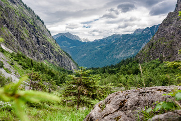 Fototapeta premium Eisbach Tal am Watzmann, Berchtesgaden