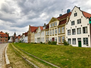 Alte Häuser in der Altstadt von Glückstadt (Schleswig-Holstein)