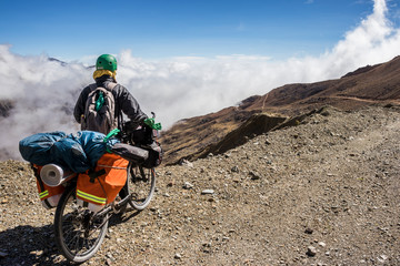 Cicloviajeros por sudamérica. Abra del Zenta, Jujuy, Argentina. Inicio del viaje en bici por...