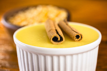 Curau, jimbelê or hominy is a typical delicacy of Brazilian cuisine. Ingredients Cream of green corn, milk, sugar and cinnamon powder or in shell. It is a typical dish of the June Festivals.