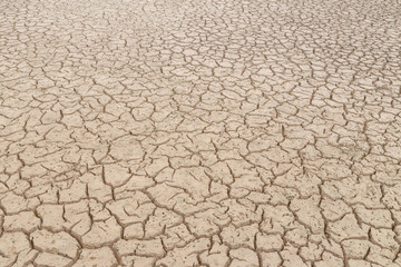 Drought of water sources. The impact of rain does not fall seasonally. Reservoir condition for drought consumption.