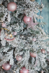 Christmas tree with pink and gold decorations