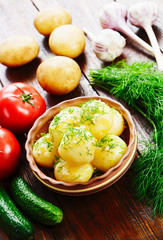 Boiled potatoes with dill