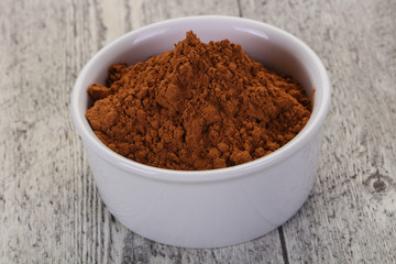 Cocoa powder in the bowl