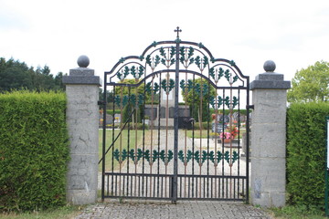 Friedhof, Friedhofseingang