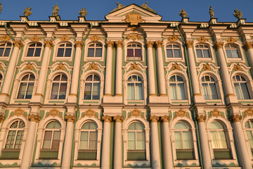 Fototapeta na wymiar Palais baroque à Saint-Pétersbourg, Russie