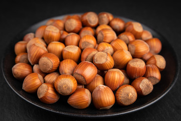 Haselnüsse