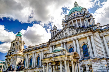 Fototapeta premium Belfast City Hall in Northern Ireland