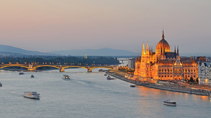 Hungarian Parliament, Budapest, Hungary  © Tomasz Warszewski