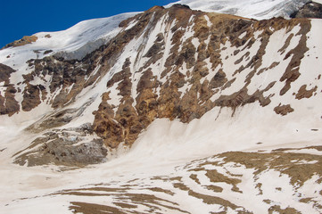 cordillera de los andes con nieve