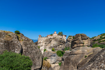 Fototapeta na wymiar View of rock with Monastery of Varlaam and Great Meteoron in Meteora, Greece