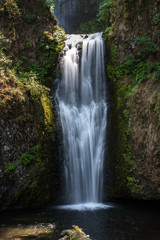 Fototapeta na wymiar oregon waterfall 