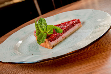 raspberry and mint cheesecake