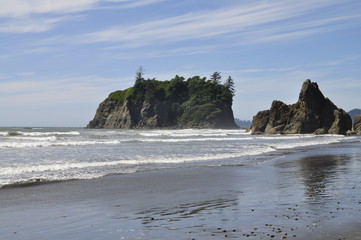 cliffs on the ocean 