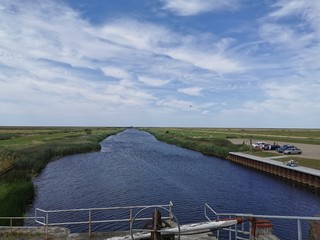 Hoyer Schleuse / H&oslash;jer Sluse  in der Marsch bei T&oslash;nder/Tondern in D&auml;nemark