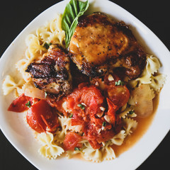 spaghetti with tomato sauce