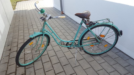 Fototapeta na wymiar Old Bicycle