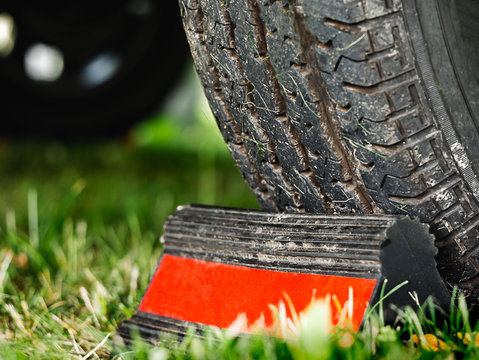 Rubber Chock Blocks Camper Tire