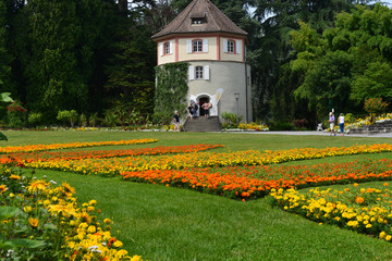 G&auml;rtnerturm vor Schloss Mainau