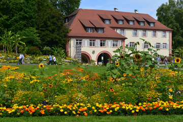 Fototapeta na wymiar Schlosspark Insel Mainau